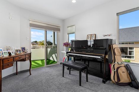 Photo of property in 5 Sterling Gate Drive, Bethlehem, Tauranga, 3110