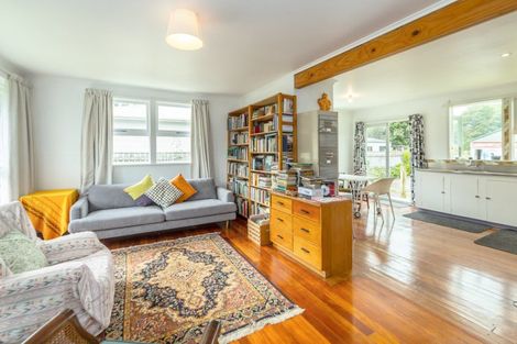 Photo of property in 10 Watt Street, Featherston, 5710