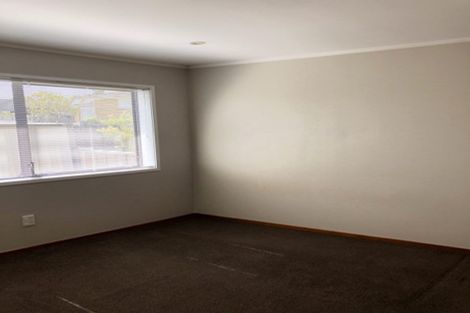 Photo of property in 2/8 Eastridge Court, Northpark, Auckland, 2013