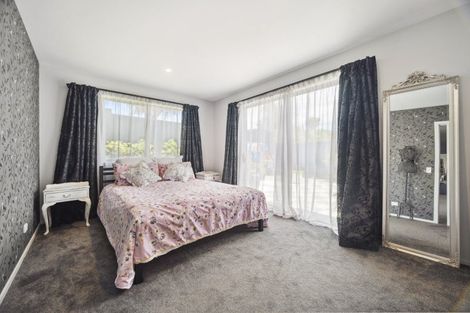 Photo of property in 19 Moa Lane, Richmond Heights, Taupo, 3330