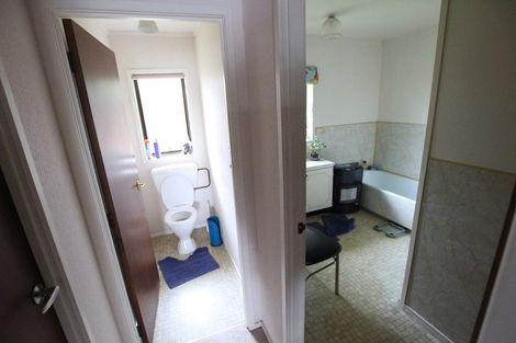 Photo of property in 6/66 Rathgar Road, Henderson, Auckland, 0610