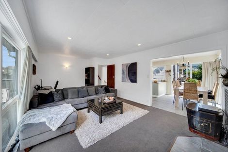 Photo of property in 6 Snowden Place, Opaheke, Papakura, 2113