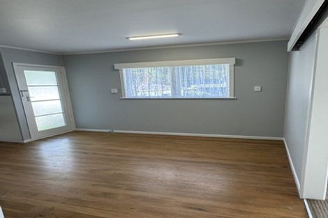 Photo of property in 613 Swanson Road, Swanson, Auckland, 0612