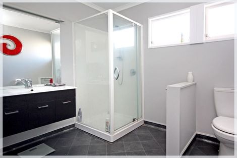 Photo of property in 30 Edinburgh Terrace, Foxton Beach, Foxton, 4815