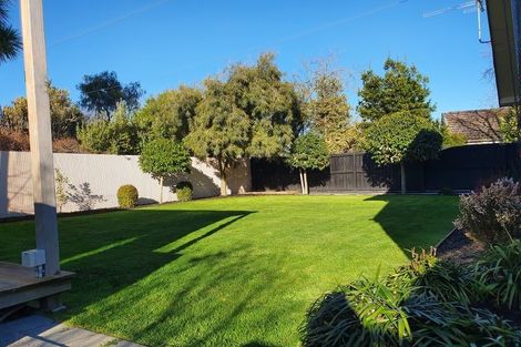 Photo of property in 10 Chilton Drive, Mairehau, Christchurch, 8052