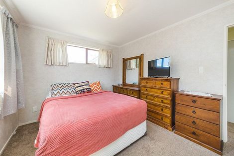 Photo of property in 6-8 East Road, Shannon, 4821