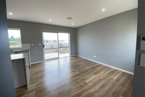 Photo of property in 16 Rainsford Road, Pukekohe, 2120