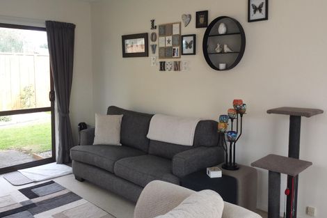 Photo of property in 60a Moore Street, Leamington, Cambridge, 3432