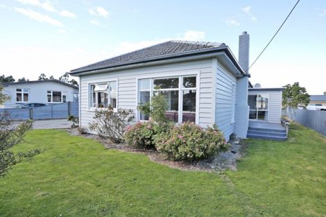 Photo of property in 11 Grange Street, Winton, 9720