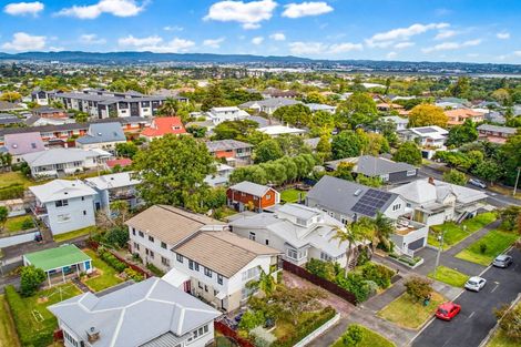 Photo of property in 11b Lloyd Avenue, Mount Albert, Auckland, 1025