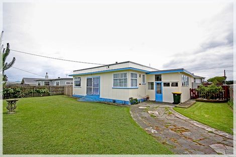 Photo of property in 51 Edinburgh Terrace, Foxton Beach, Foxton, 4815