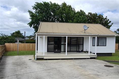 Photo of property in 1/39 Jaemont Avenue, Te Atatu South, Auckland, 0610