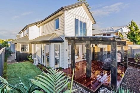 Photo of property in 479b Point Chevalier Road, Point Chevalier, Auckland, 1022