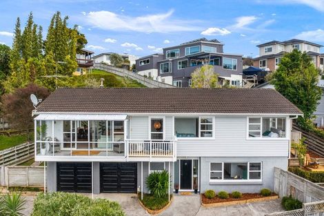 Photo of property in 1/21 Deuxberry Avenue, Northcote, Auckland, 0627