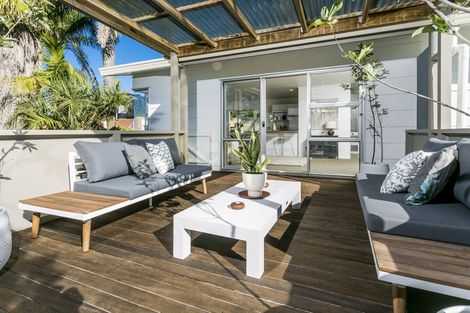 Photo of property in 33b Ngahere Views, Orewa, 0931