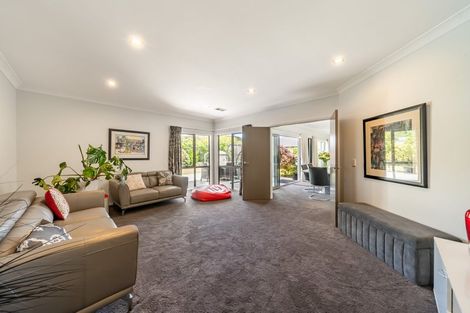 Photo of property in 19 Flotilla Place, Whitby, Porirua, 5024