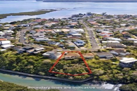 Photo of property in 26 Sunny Brae Crescent, Westmere, Auckland, 1022