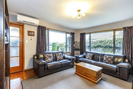 Photo of property in 32 Damien Place, Bromley, Christchurch, 8062