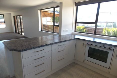 Photo of property in 64 Golders Road, Elderslea, Upper Hutt, 5018