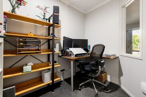 Photo of property in 25b Walsh Street, Forest Lake, Hamilton, 3200