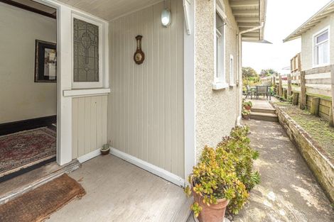 Photo of property in 25 Abbot Street, Gonville, Whanganui, 4501