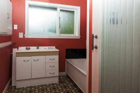 Photo of property in 138 Fendalton Road, Fendalton, Christchurch, 8052