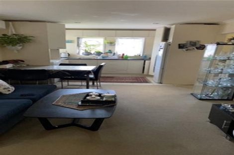 Photo of property in 12 Malin Place, Pinehill, Auckland, 0632