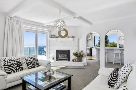 Photo of property in 104 Cliffs Road, Saint Clair, Dunedin, 9012