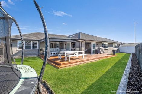 Photo of property in 81 Prestons Park Drive, Marshland, Christchurch, 8083