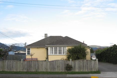 Photo of property in 50 Matene Street, Otaki, 5512