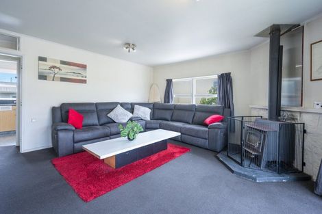 Photo of property in 32 Tennyson Crescent, Stoke, Nelson, 7011