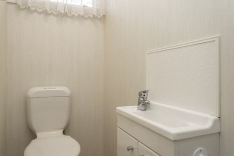 Photo of property in 8 Paehoro Grove, Turangi, 3334