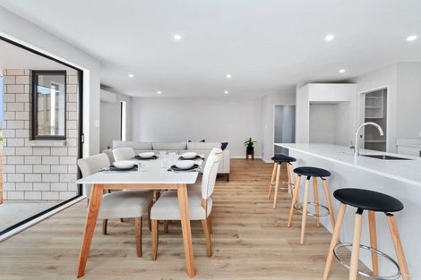 Photo of property in 21 Thomason Crescent, Pokeno, 2402