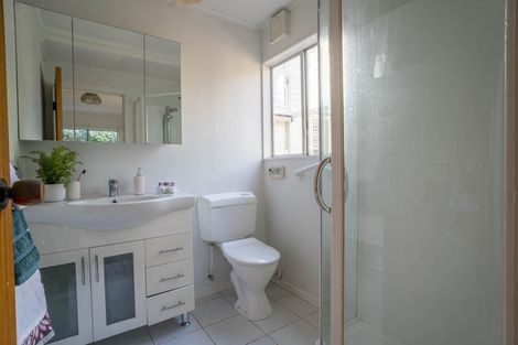 Photo of property in 4 Halswater Drive, Churton Park, Wellington, 6037