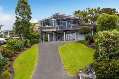 Photo of property in 43 Aotearoa Terrace, Murrays Bay, Auckland, 0630