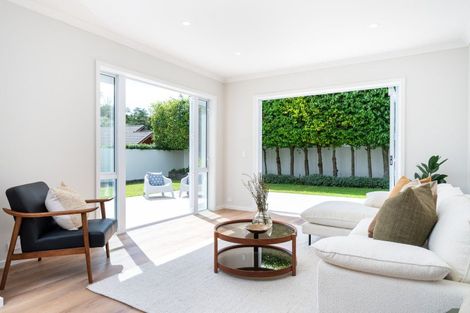 Photo of property in 11c Selwyn Road, Havelock North, 4130