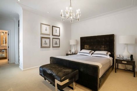 Photo of property in 12 Bassett Road, Remuera, Auckland, 1050