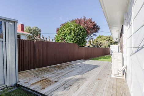 Photo of property in 1 Laurel Place, Awapuni, Palmerston North, 4412