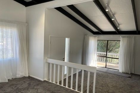 Photo of property in 6 Andros Place, Unsworth Heights, Auckland, 0632