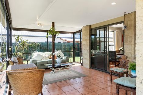 Photo of property in 10 Robalan Place, Redwoodtown, Blenheim, 7201