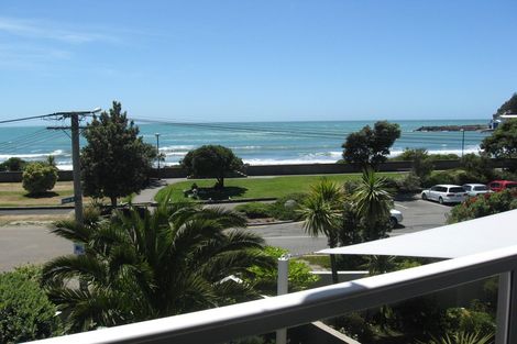 Photo of property in 136a Esplanade, Sumner, Christchurch, 8081
