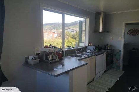 Photo of property in 35a Ranui Terrace, Tawa, Wellington, 5028