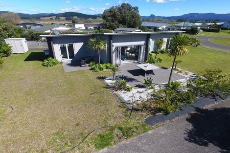 Photo of property in 113 Titoki Place, Matarangi, Whitianga, 3592