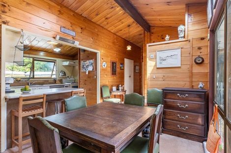 Photo of property in 284 Beach Road, Campbells Bay, Auckland, 0630