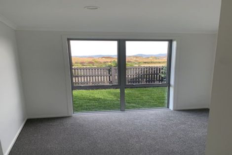 Photo of property in 52 Empire Crescent, Papamoa, 3118