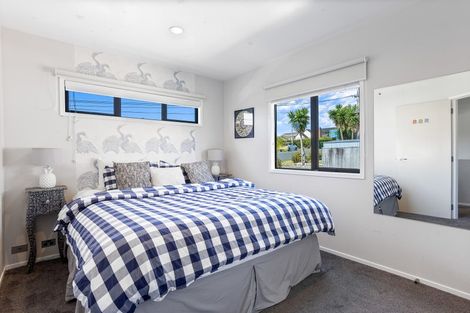 Photo of property in 17 Burns Avenue, Takapuna, Auckland, 0622