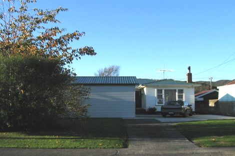 Photo of property in 68 Totara Street, Wainuiomata, Lower Hutt, 5014
