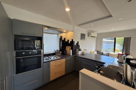 Photo of property in 456a West Coast Road, Glen Eden, Auckland, 0602