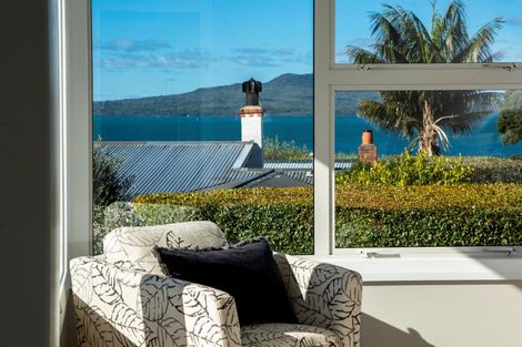 Photo of property in 223a Hurstmere Road, Takapuna, Auckland, 0622