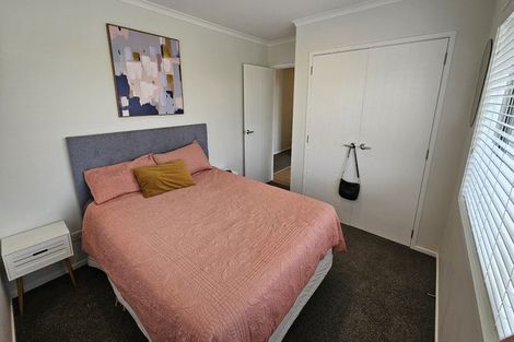 Photo of property in 13 Birdie Lane, Waiwhakaiho, New Plymouth, 4312